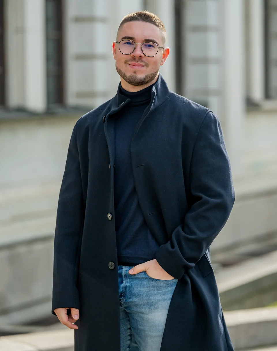 Александър Алексиев